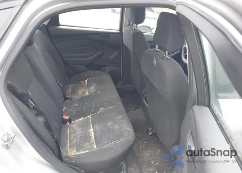 2018 Ford Focus S из США, поврежденный, VIN 1FADP3E21JL275746